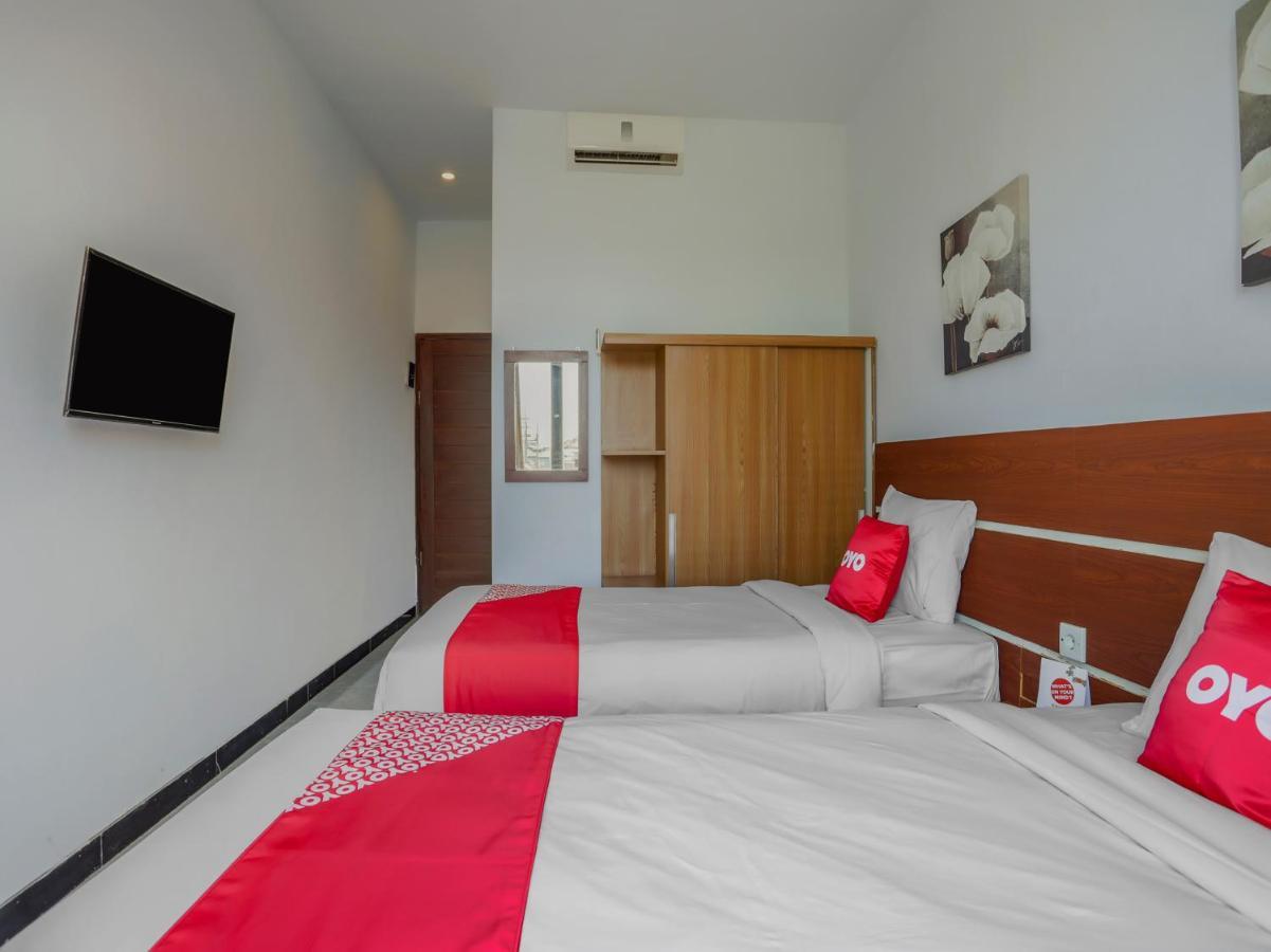 OYO 3852 Valomia Guest House Denpasar Extérieur photo